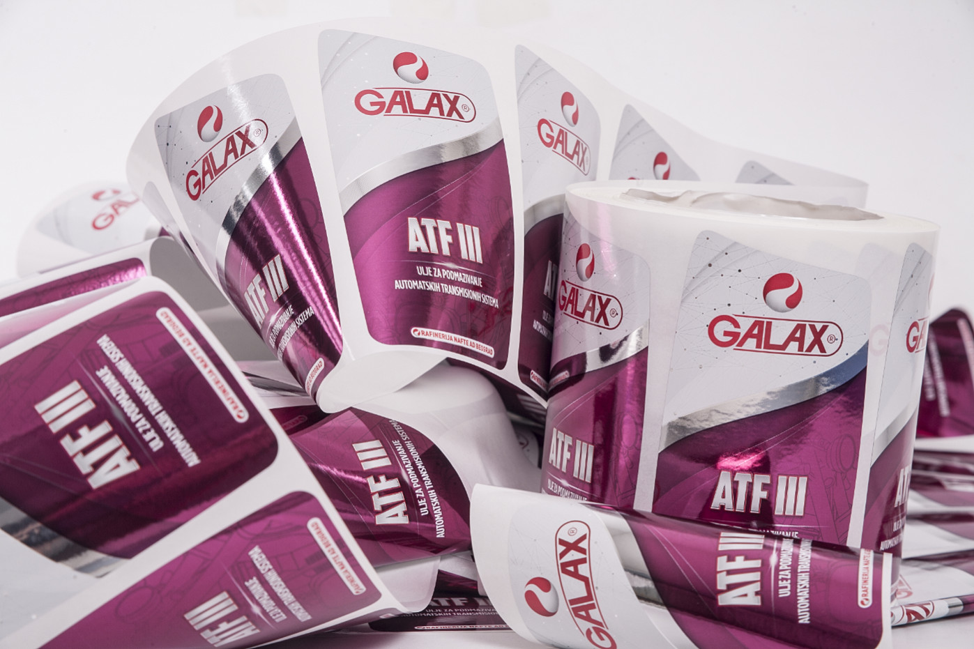 Proizvodnja samolepljivih etiketa u rolni — flexo štampa iz Štamparije RP