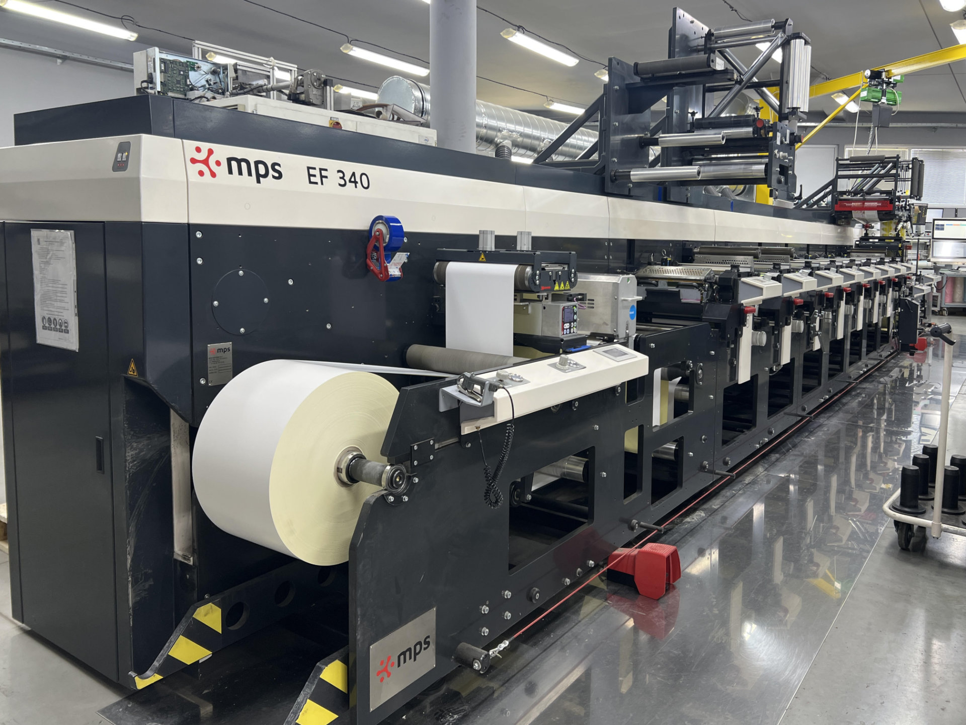 MPS EF 340 servo flekso platforma u Štampariji RP - proizvodnja open-close etiketa